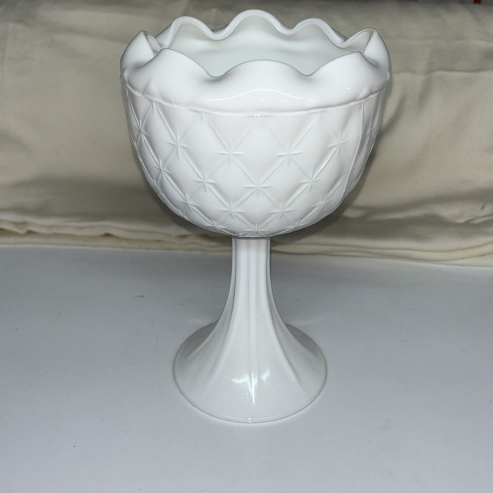 Vintage Indiana White Milk Glass Diamond Star Candy Pedestal Planter Collectable